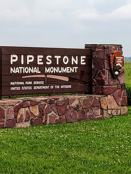 Pipestone customized monument signs in California