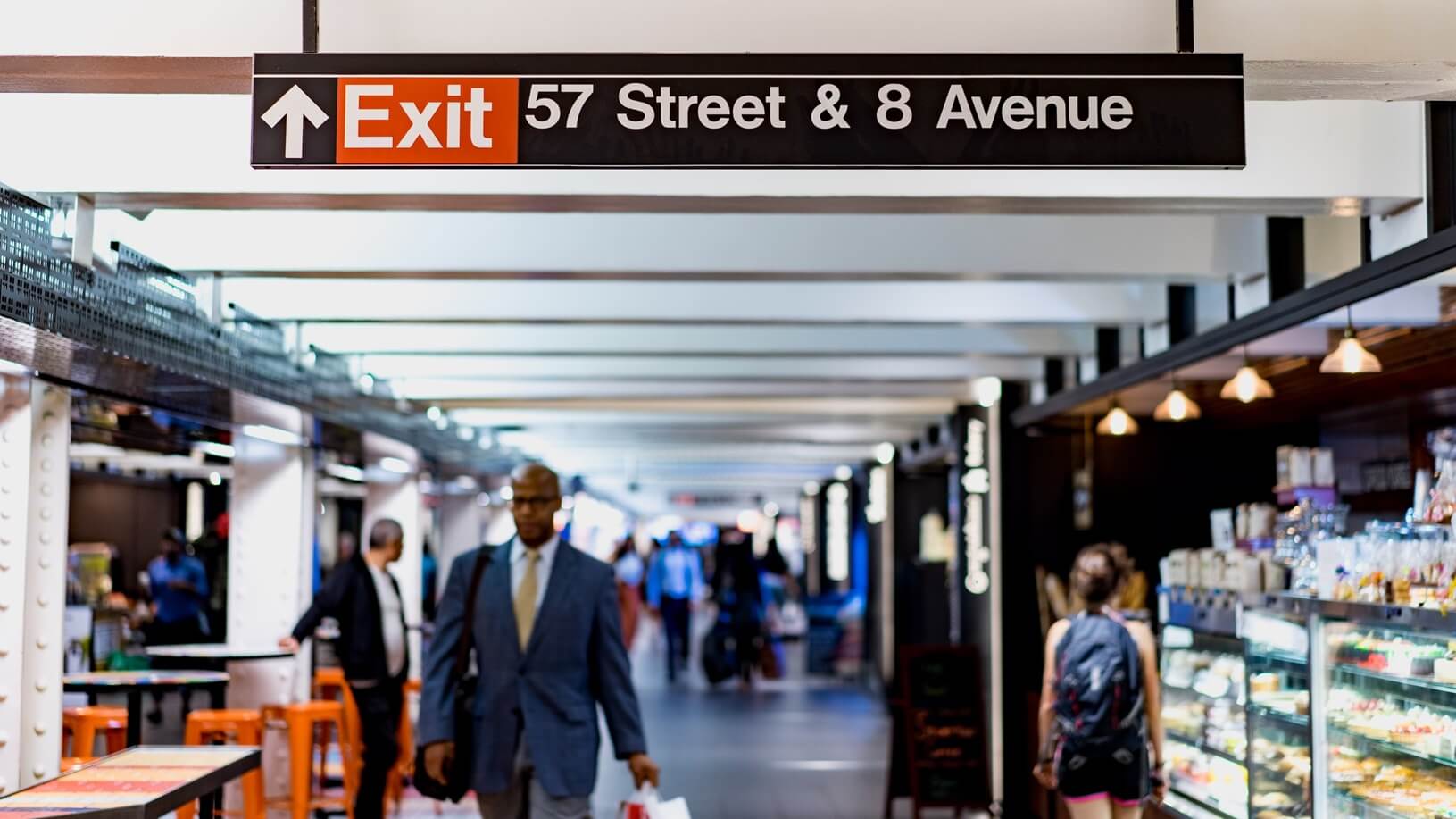 The Importance of Non-Illuminated Exit Signs in Emergency Preparedness